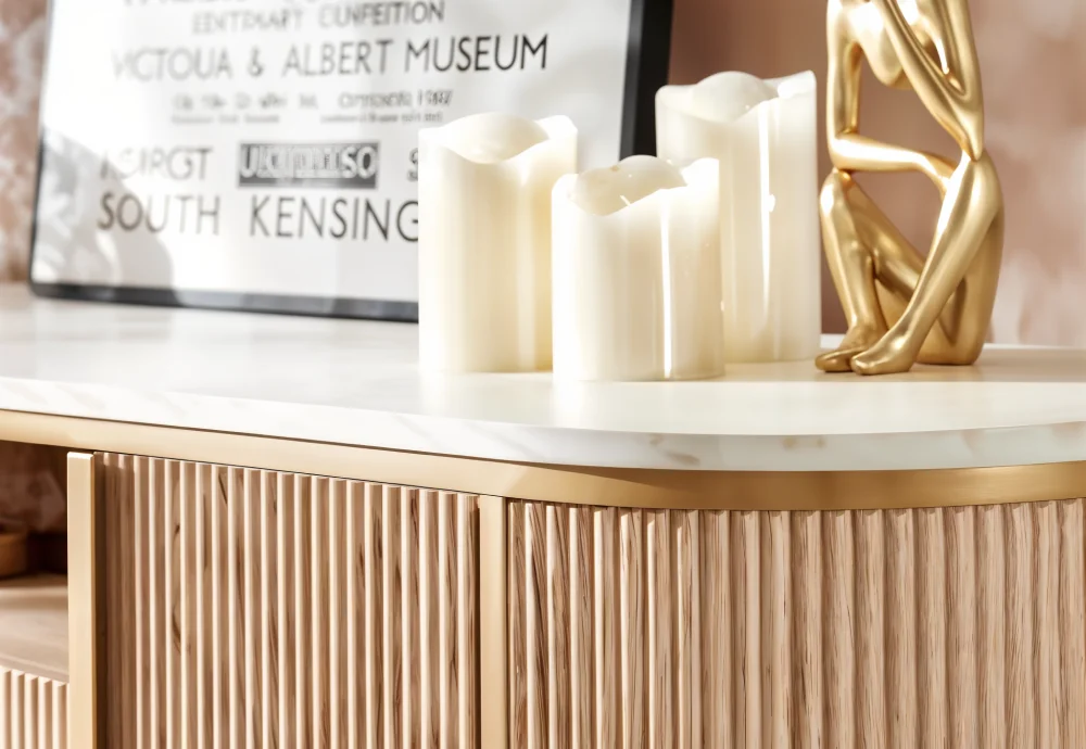 electric heater that looks like a fireplace